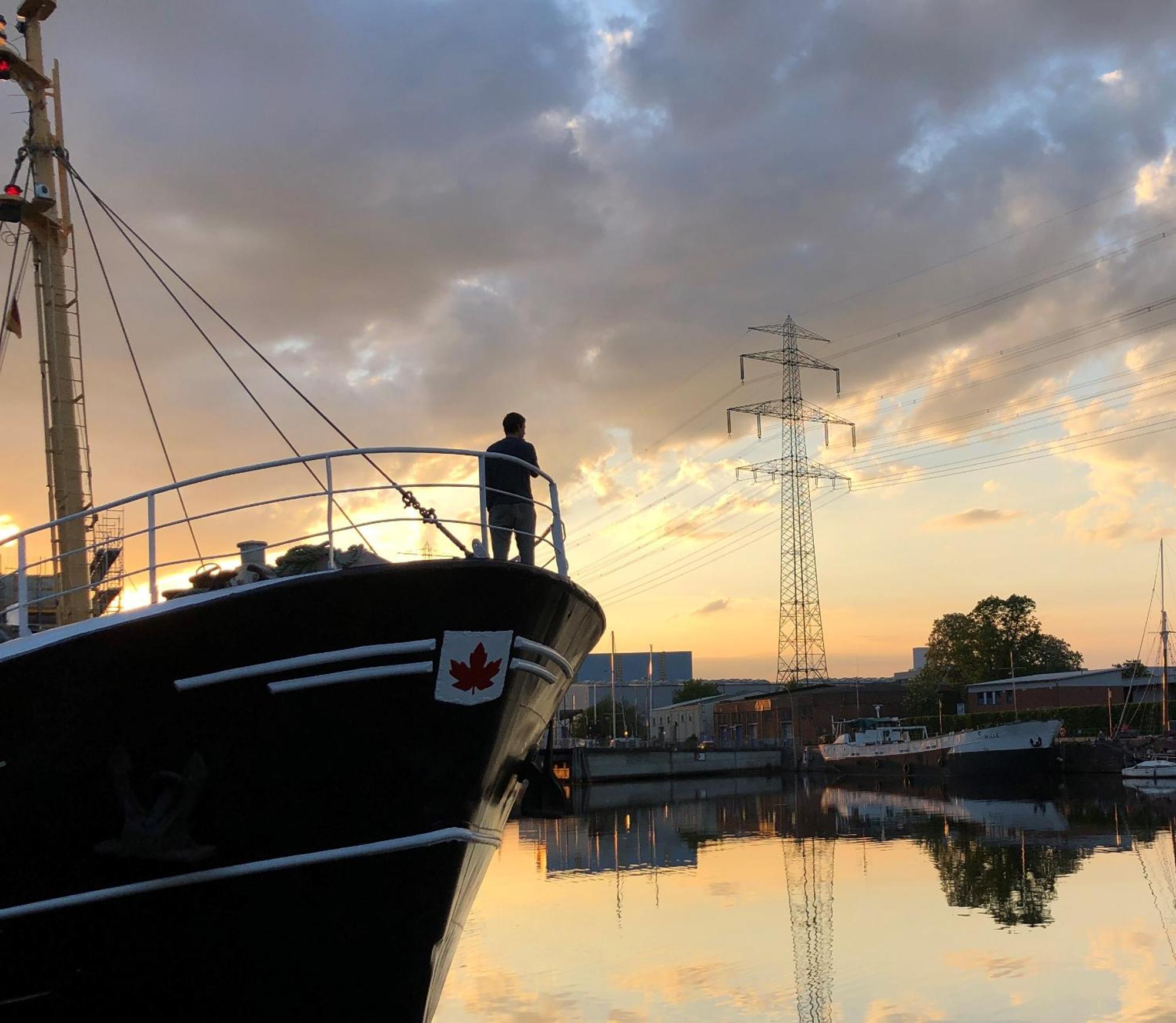 Schiffshotel "Schlafen Im Hafen" Hamburg Zewnętrze zdjęcie